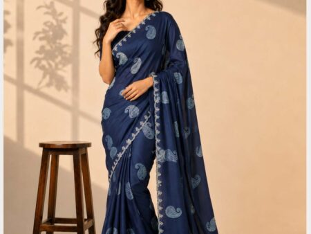 Lavender Chiffon Threadwork Saree With Matching Blouse Piece