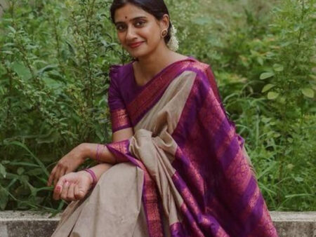 Admirable Beige Soft Silk Saree With Whimsical Blouse Piece