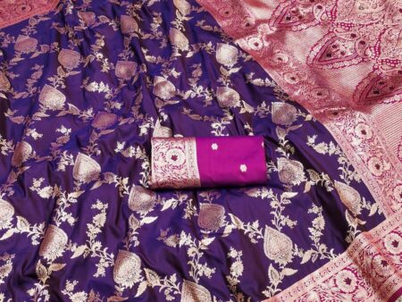 Admirable Purple Soft Banarasi Silk Saree With Incredible Blouse Piece