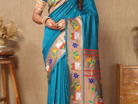 Beleaguer Firozi Paithani Silk Saree With Cynosure Blouse Piece
